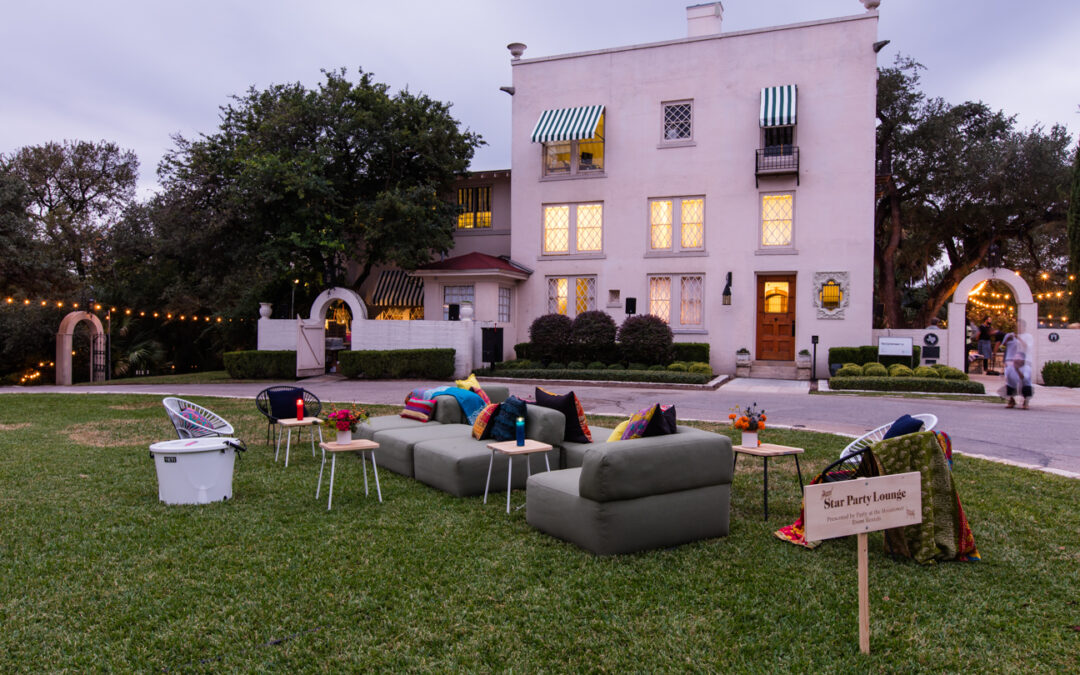 How to Choose the Perfect Engagement Party Rentals