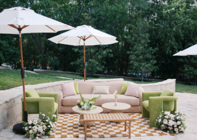 Easy, Immersive Guest Experiences