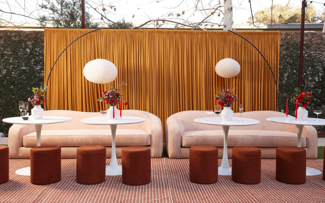 Summer Seating Trends | Bistro, Banquette Edition